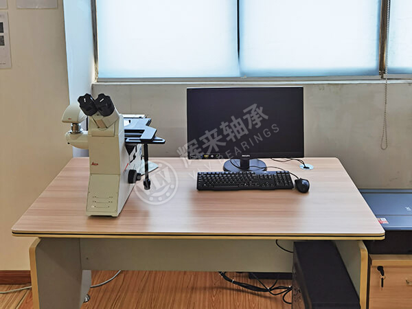 金相显微镜